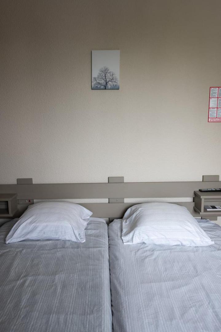 Chez Jostel - Chambre 6 Genay  エクステリア 写真